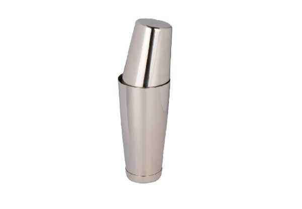 Stainless steel Boston cocktail shaker with a two-piece design for efficient mixing and shaking. Durable and stylish, ideal for professional and home bar use.